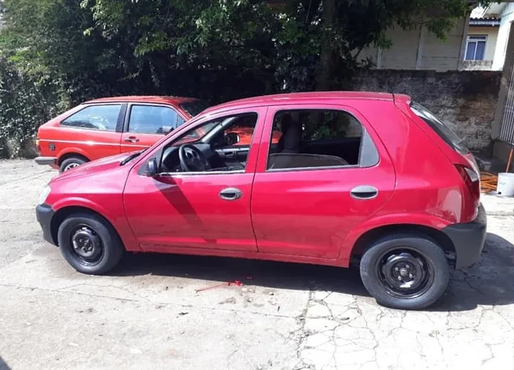 Carro popular atendido pela BM Pintura Automotiva