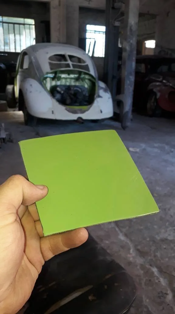 Escolha de tonalidade para pintura automotiva